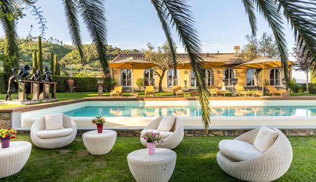 Luxury Wine Estate Villa Framed Among Lucca' Hills