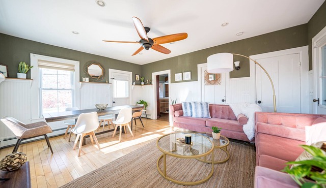 Magnificent 5BR/2BA Near Casinos