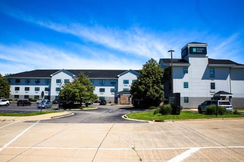 MainStay Suites Chicago Hillside