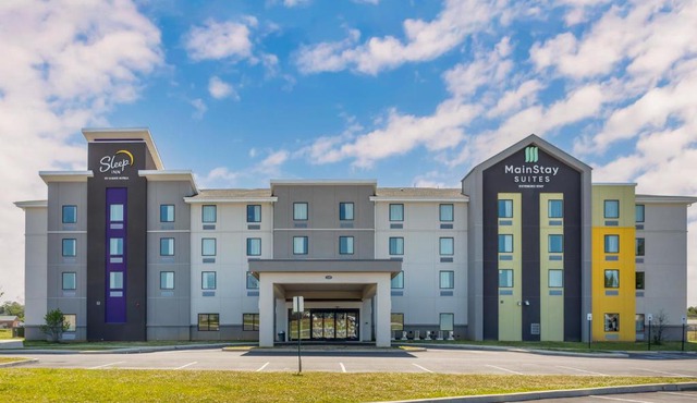 MainStay Suites North - Central York