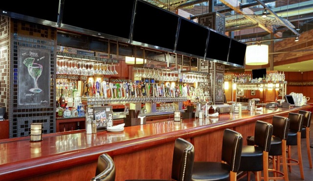 Making The Best Memories Along The Way! 2 Classy Units, Onsite Bar