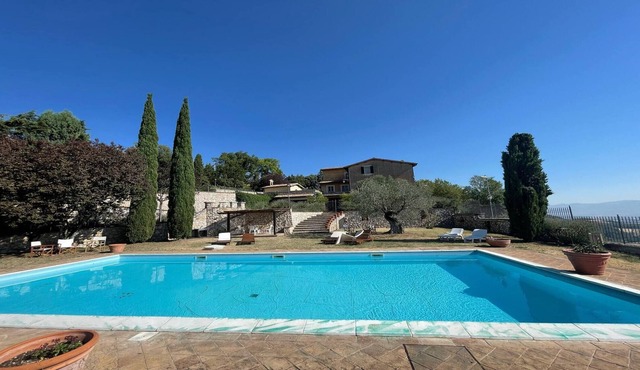 Manor Rico Aristo - Private pool and garden