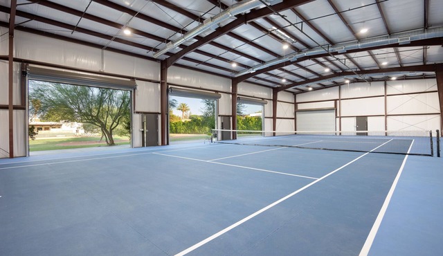 Mansion with Pool & Indoor Tennis, Sleeps 20 | Starlight Estate by AvantStay