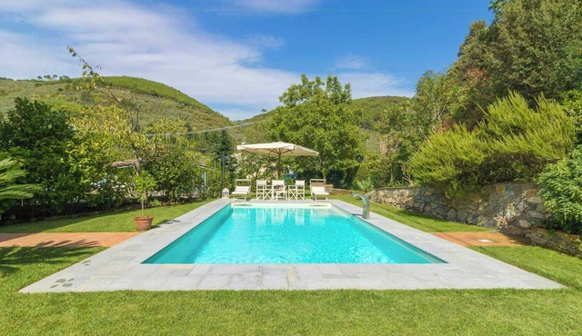 Marusca. Holiday home with private pool near Lucca
