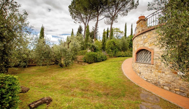 Melachecca:Tuscan chianti villa, private park 2 apt love views