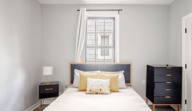 Modern 2 Bed in BlackRock