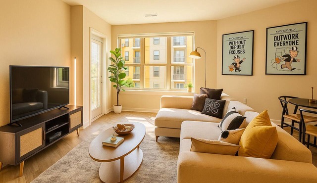 Modern Fairfax 2BR with Pool & Pet Spa