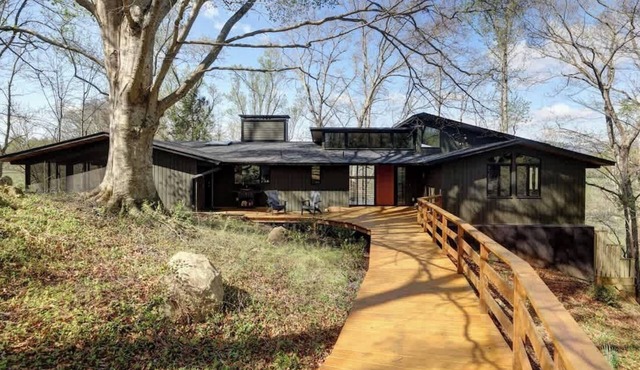 Modern Riverfront Retreat | Luxe 3BR with Sauna