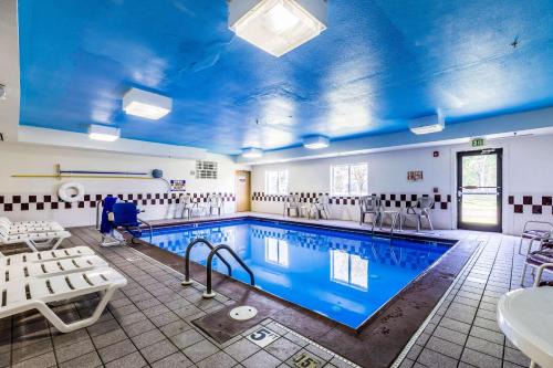 Motel 6-Indianapolis, IN - Southport