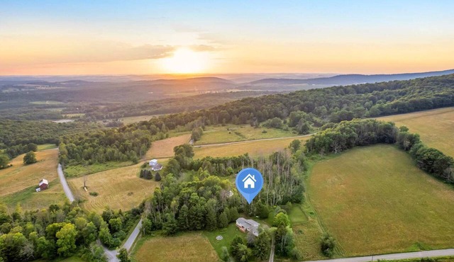 Mountain Views, Private Pond, Mins 2 Elk Mountain