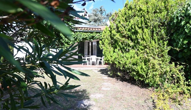 N149 - Numana, three-room villa with garden