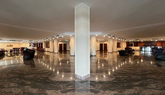 Naples Park Hotel
