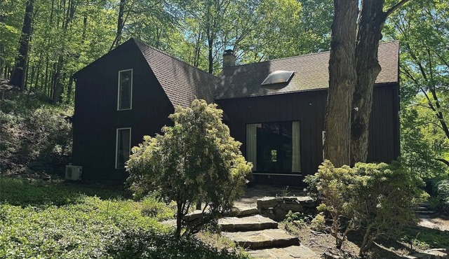 Nature Lover's Retreat in Mount Kisco