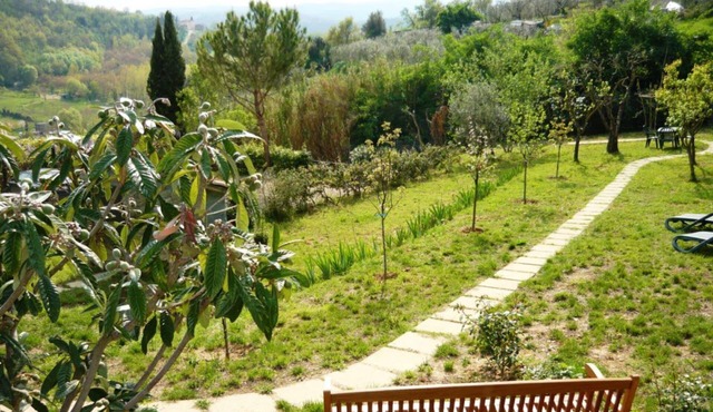 Nice apartment in villa for 2 people with WIFI, pool and TV, close to San Gimignano