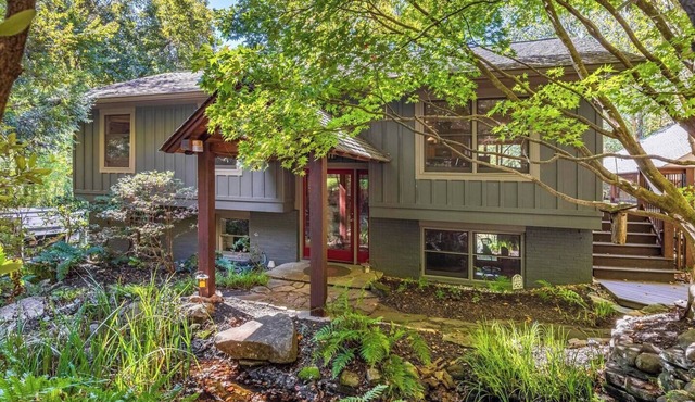 North Chickamauga Creekside Retreat · 3BR Escape!
