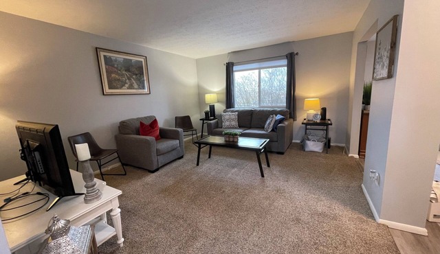 Perfect for Extended Stay Golf, Walk Trails, Quiet