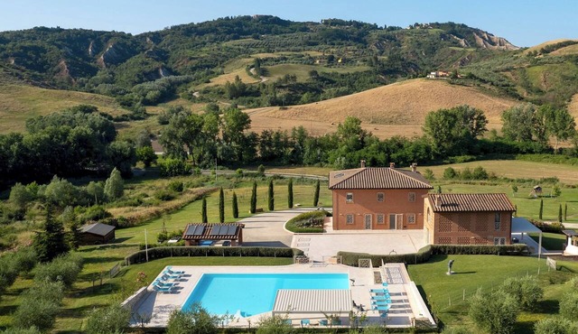 Podere Terranuova 10+2, Emma Villas
