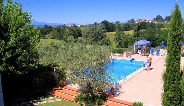POGGIO ALLA CAVALLA FARMHOUSE with swimming pool in the heart of Tuscany