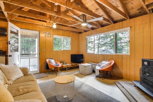 Private Dock on Messalonskee Lake: Cozy Cottage!