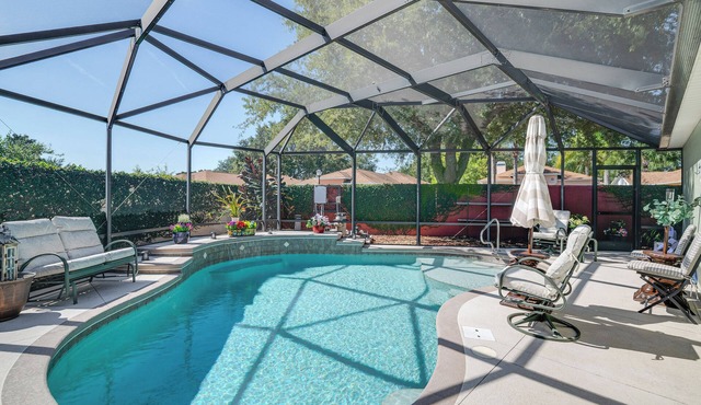 Private Pool & Golf Cart! Villa By Spanish Springs