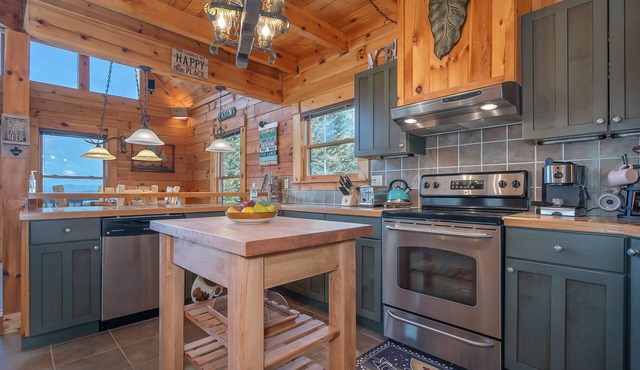Private Secluded Beautiful Cabin With Sunset Mountain Views
