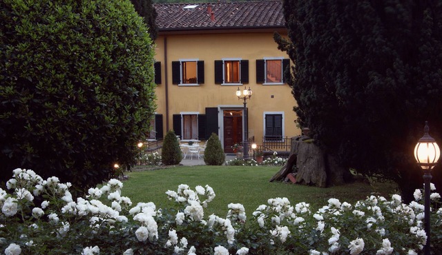 Private Tuscan estate - Timeless pool and gardens