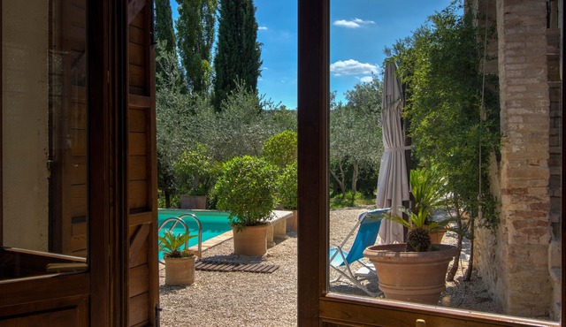Private Villa in Umbria near Historic Montefalco w Free Wifi & Summer Pool