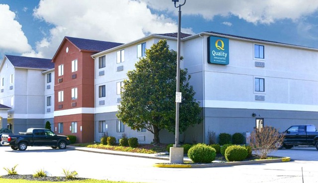 Quality Inn & Suites Brooks Louisville South