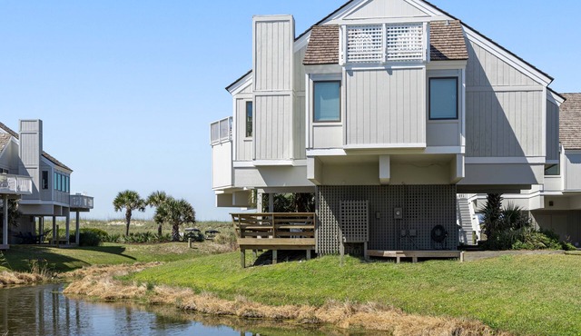 Recently updated Villa near BHI Club, South Beach and shops