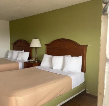 Relax Inn & Suites
