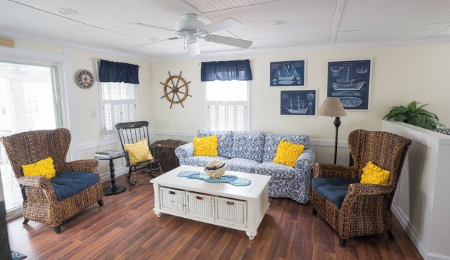 Remodeled 4 BR Waterfront Beach House with all the Comforts of Home.and more!