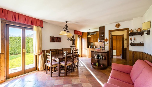 Rifugio Marley - Two Bedroom Apartment, Sleeps 5