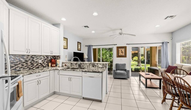 Right Direction Rentals 1 Bedroom Villa 9119