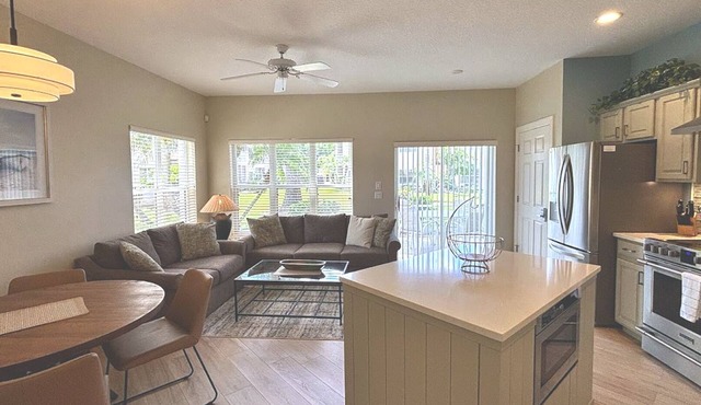 Right Direction Rentals 1 Bedroom Villa 9981