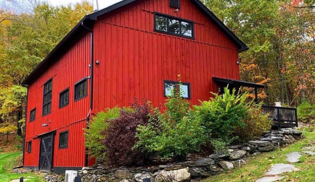 Rustic and Restored Barn with Waterfront Golf and Ski