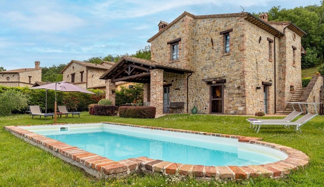 San Rocco 4, Emma Villas