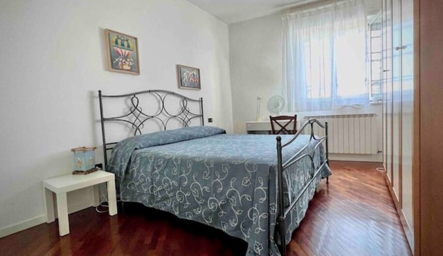 Sea front apartment -high speed wifi, bikes, parking, climate, Marche Region ideal