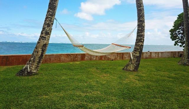Secluded Beachfront Home w/ AC, hot tub, North Shore Oahu, Volley & Pickleball