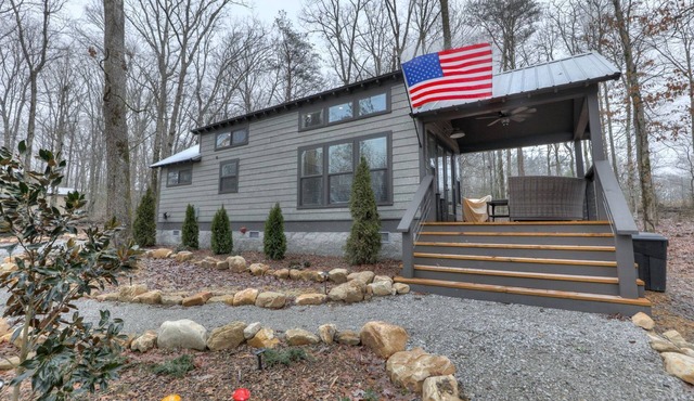 Secluded Cottage with Fire Pit in Tracy City, Tennessee