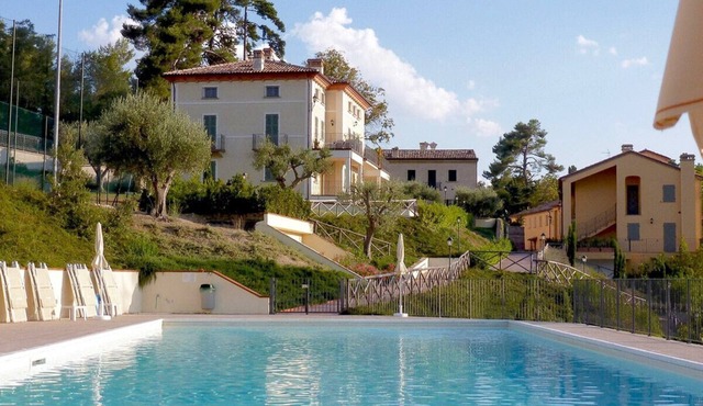 Serafini Home N.2 by Yohome on the Fanesi hills 20km from the sea