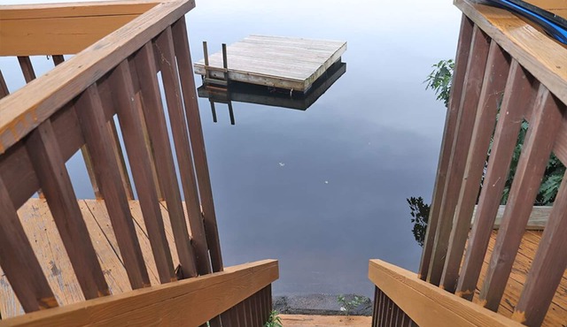 Serene 2-bedroom, 2-bath lakefront retreat on scenic Staffordville Lake