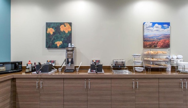 Sleep Inn & Suites Monroe - Woodbury