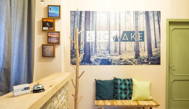 Snowake House