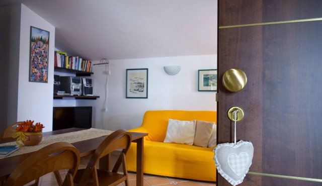 Sole Luna - Three Bedroom Apartment, Sleeps 7