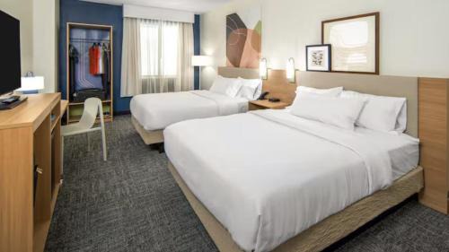Spark By Hilton Evansville Downtown