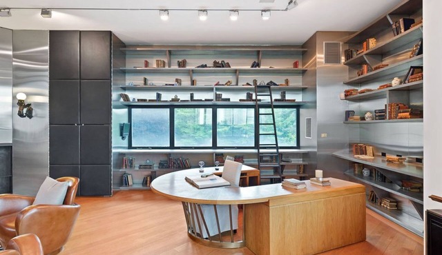Spectacular Ridgefield Designer estate & Farm House, Pool