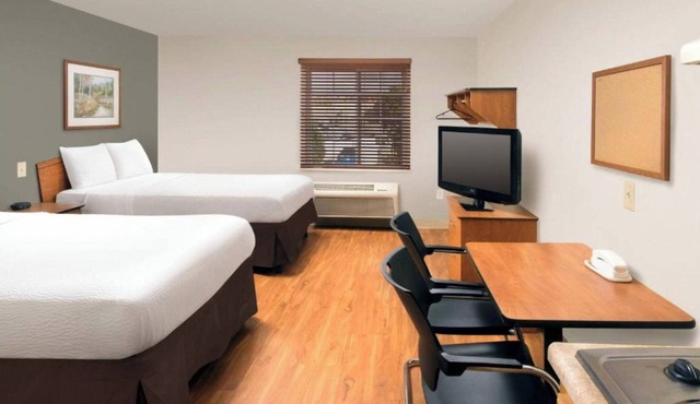 Studio 6 Extended Stay Cincinnati Sharonville OH