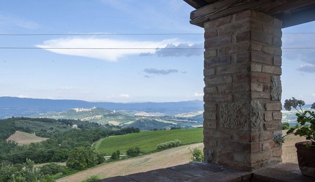 Stunning private villa for 8 people with private pool, WIFI, TV and panoramic view