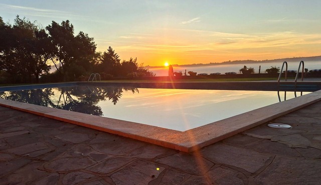 Stunning villa with private pool, WIFI, A/C, TV, veranda, pets allowed and panoramic view