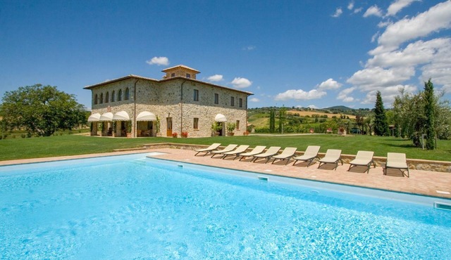 Tenuta Barberini - Five Bedroom Villa, Sleeps 10